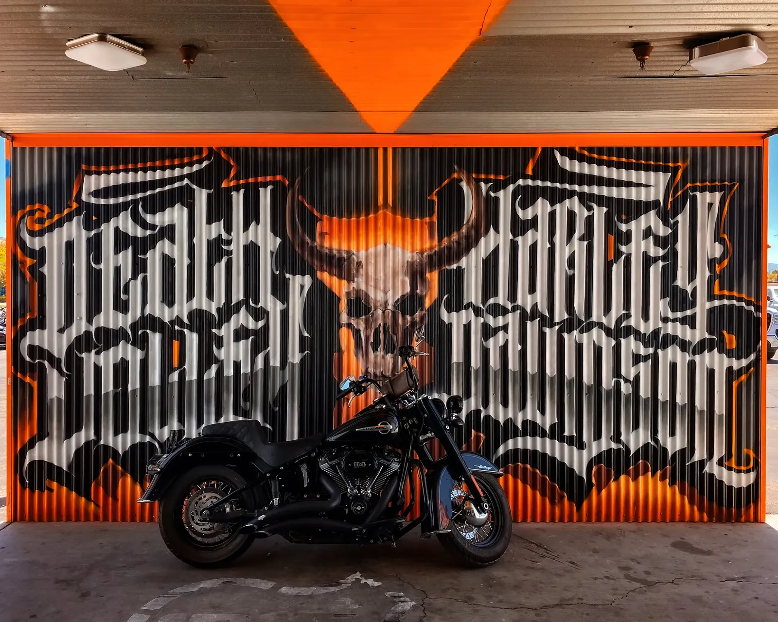 Harley-Davidson, Dealership brand mural, Los Angeles area