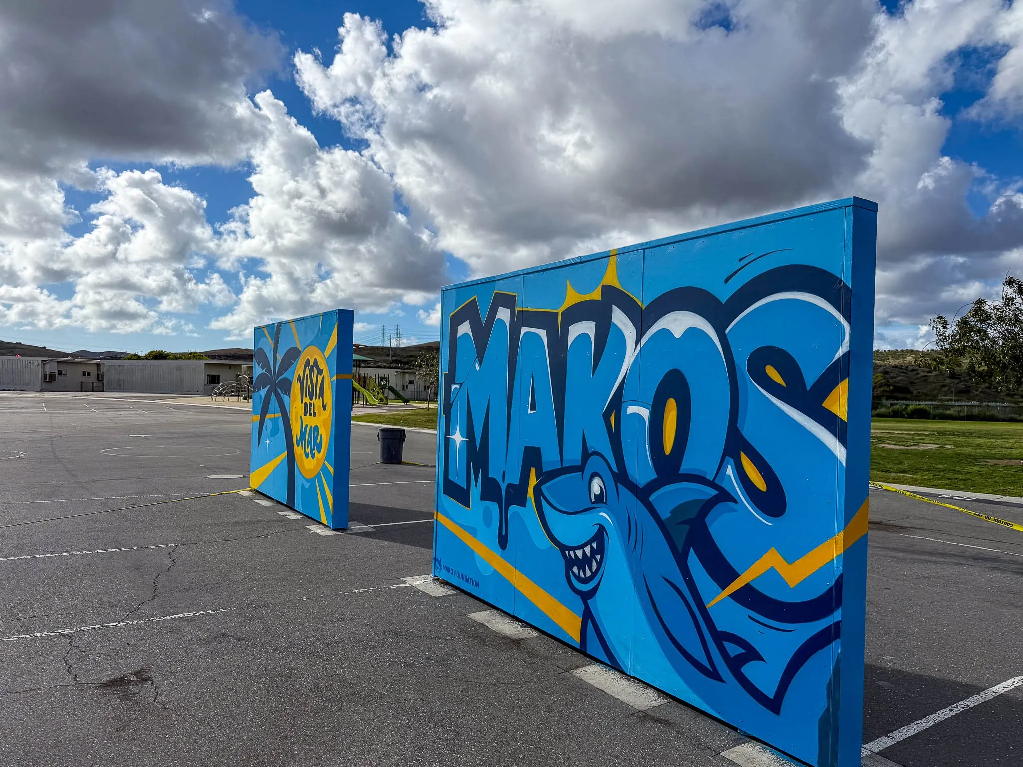 School mural painted for Vista del Mar with the Mako Foundation in Southern California